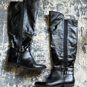 Black Leather Knee-High Riding Boots